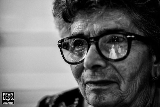 Bazılarının duygu yüklü, bazıları enteresan, bazılarının ise bir hayli cesur olduğu en iyi düğün fotoğraflarından bazılarını sizler için derledik. -  