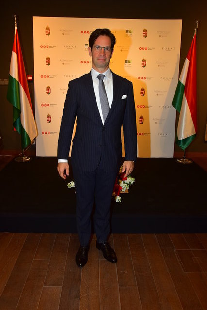 BALAZS HENDIRCHS