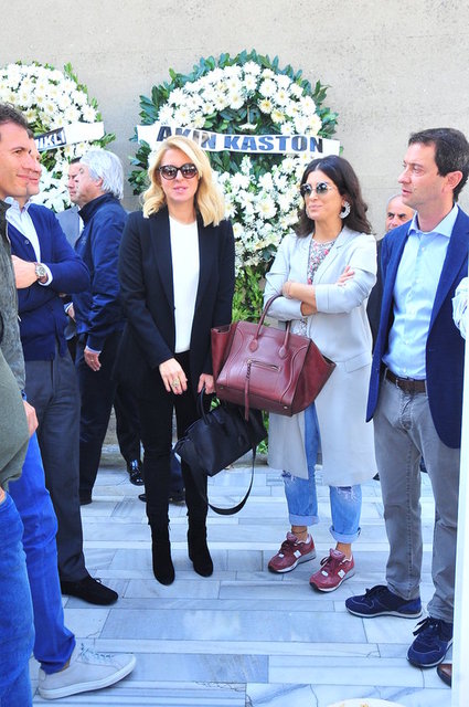 ESRA DİNÇKÖK, NAZLI KEÇİLİ