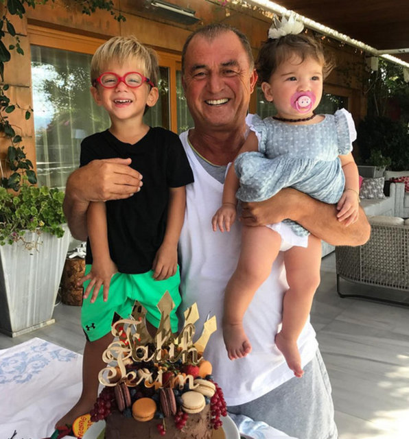 Fatih Terim'in Merve Çetin'den Yaman adında bir de erkek torunu var.