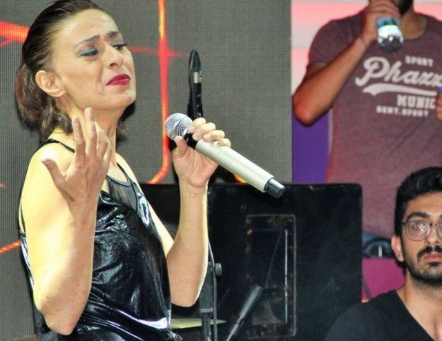 YILDIZ TİLBE - Küçük yaşta okulu bırakmak zorunda kalan Yıldız Tilbe, mevsimlik bir işçinin çocuğuydu. -  