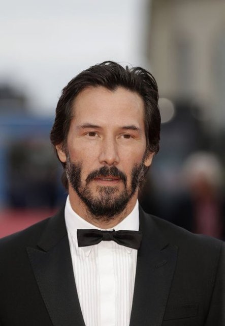 KEANU REEVES - Hollywood'un en gözde aktörlerinden biri olan Keanu Reeves hayatı boyunca boyunca ardı ardına trajedi yaşadı.
