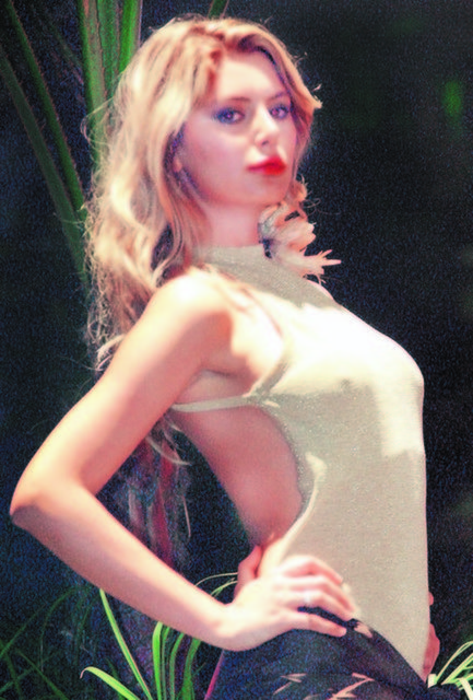 Babası Selahattin Kayacı ise kızının yalan söylediğini belirterek, "Maldivler'deki tsunami dalgası kafasında arıza bırakmış" açıklaması yapmıştı.