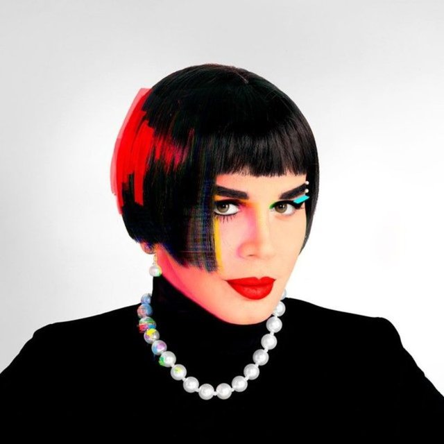 SEZEN AKSU - Sezen Aksu'nun hayatını ünlü olduktan sonra ölümler izledi. ''En büyük aşkım!'' dediği Onno Tunç, Uzay Heparı, en yakın arkadaşı Meral Okay, Adile Naşit, Egemen Bostancı, Aysel Gürel ve daha nice insanı kaybetti.