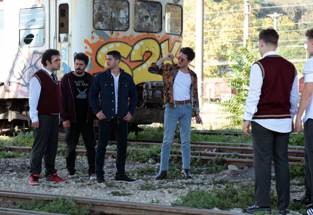 Klavye Delikanlıları 5. Bölüm Fotoğrafları