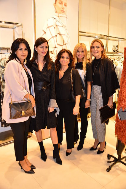ESAY ÖZBUKER, YASEMİN OZİLHAN, MELTEM CİNTAŞ, EMEL AYAYDIN, DEMET ÖZBUKER