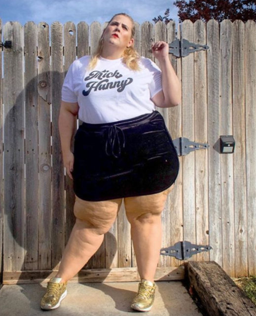 Merkezi Teksas'ta bulunan ABD'li bir spor markası, yeni yüzü olarak moda blogu yazarı Anna O'Brien'la çalışmaya karar verdi.