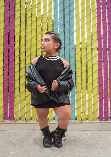 Böylelikle modellik için ille de herkesten daha uzun boylu olmak gerekmediğini kanıtladı. -  