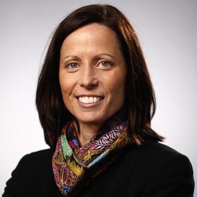 20. Adena Friedman - Yaş: 48 - Ülke: ABD - Kategori: Finans