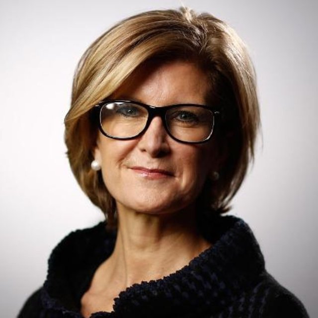 53. Mary Callahan Erdoes - Yaş: 50 - Ülke: ABD - Kategori: Finans