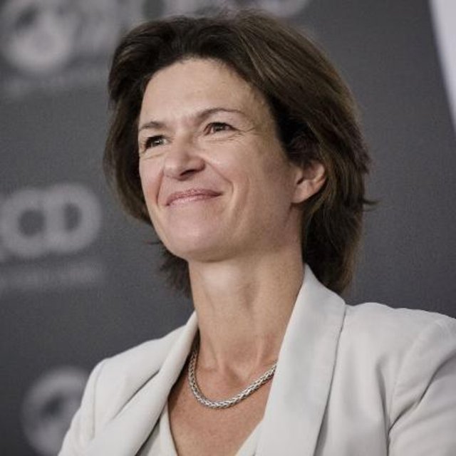 23. Isabelle Kocher - Yaş: 50 - Ülke: Fransa - Kategori: Enerji