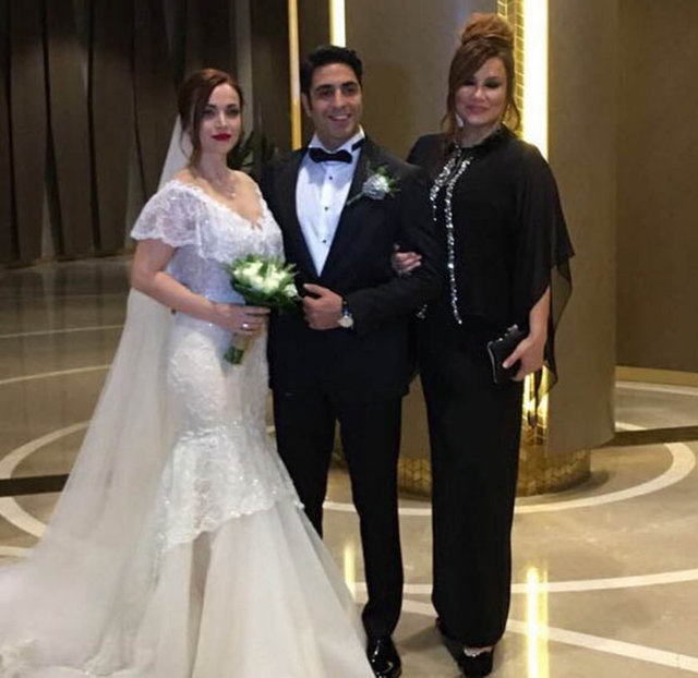 Deniz Seki'nin kardeşi Serkan Seki dün akşam evlendi.