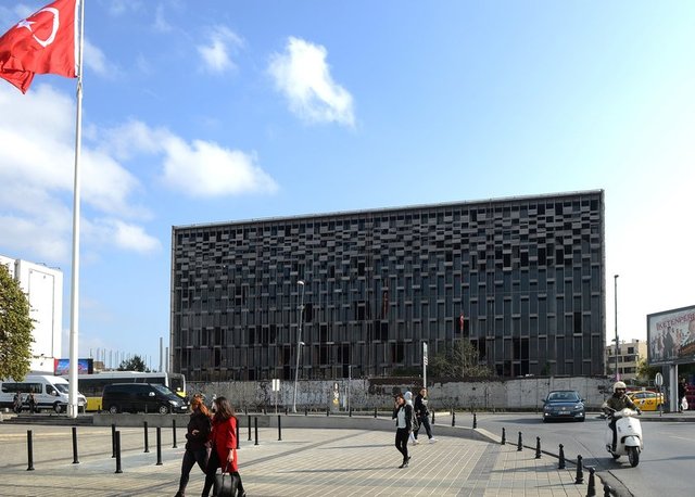 Atatürk Kültür Merkezi'nin (AKM) içinin yıkılmadan önceki son hali İHA tarafından görüntülendi.