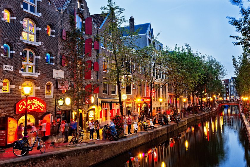 <p>30. Amsterdam, Hollanda</p>\n<p>Ziyaretçi sayısı: 6,57 milyon</p>