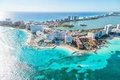 <p>27. Cancún, Meksika</p>\n<p>Ziyaretçi sayısı: 6,761 milyon</p>