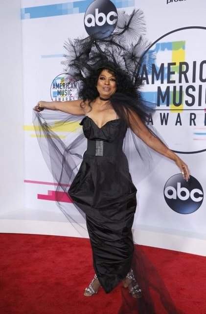 DIANA ROSS