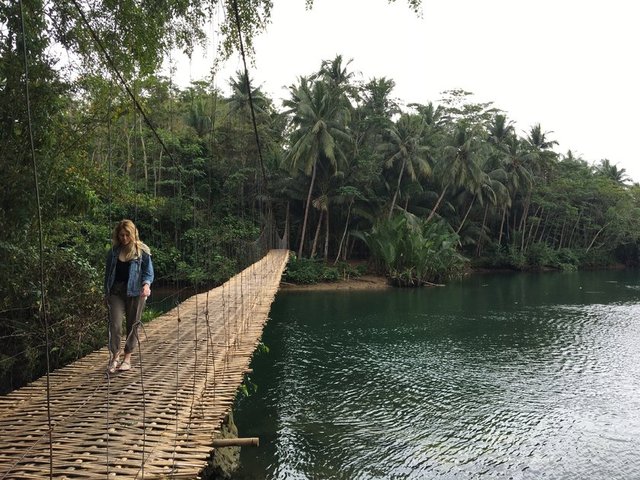 BATU KARAS - ENDONEZYA