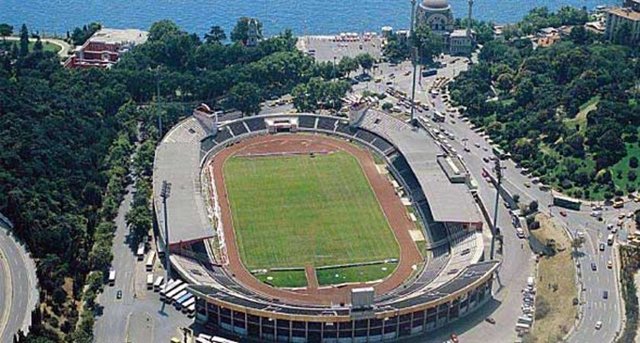 İnönü Stadyumu - 2000