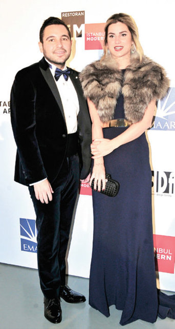 Hacı Sabancı, kız arkadaşı Zeynep Nazlı Kayı ile geceye katıldı. -  