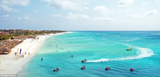 47. Eagle Beach, Aruba, The Hollanda