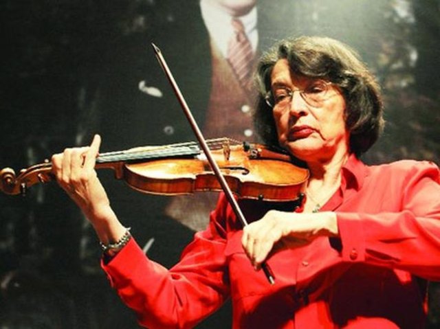 SUNA KAN
