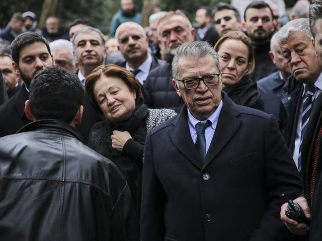 Eski Başbakan Mesut Yılmaz'ın oğlu Yavuz Yılmaz bugün son yolculuğuna uğurlandı