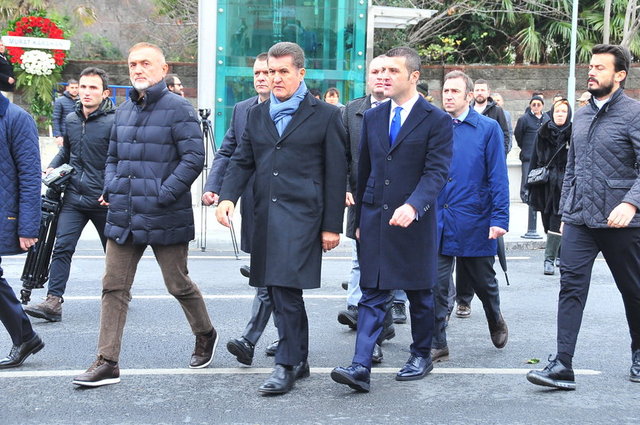 MUSTAFA, EMİR SARIGÜL 