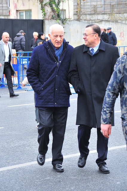 İNAN KIRAÇ 