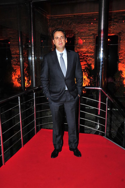 MURAT ÖZYEĞİN