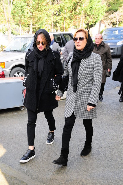YELDA, REVNA DEMİRÖREN