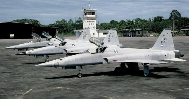 HONDURAS - 12 SAVAŞ UÇAĞI - 9 X A-37  - 3 X F-5E  - SİPARİŞİ VERİLEN: 2 X EMB-314 