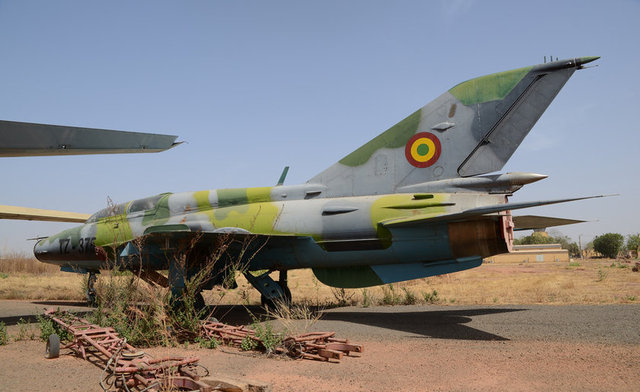 MALİ - 9 SAVAŞ UÇAĞI - 9 X MİG-21