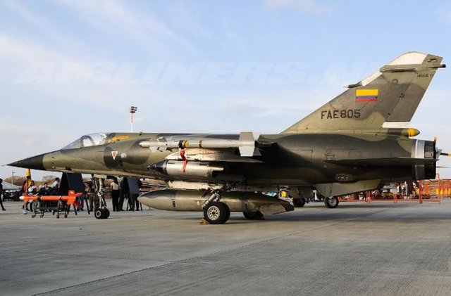 EKVADOR - 10 SAVAŞ UÇAĞ - 10 X Cheetah