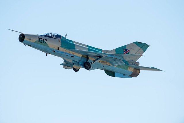 NAMİBYA - 6 SAVAŞ UÇAĞI - 6 X F-7