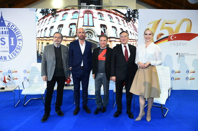 CÜNEYD ZAPSU, SERHAT HACIPAŞALIOĞLU, ATIL KUTOĞLU, BÜLENT ECZACIBAŞI, JUDITH RAKERS