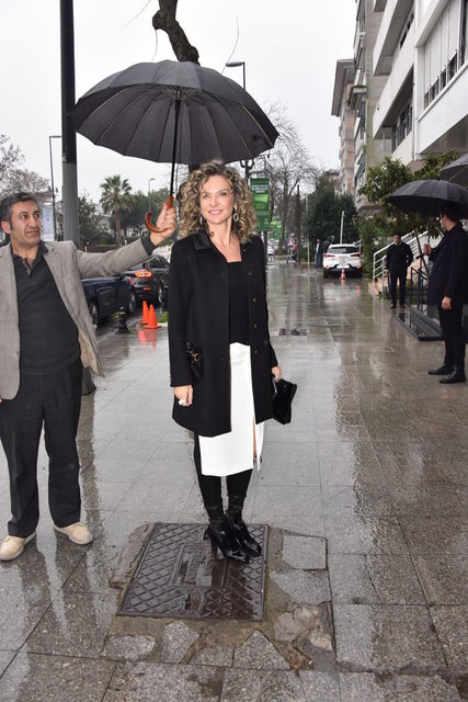 ESRA OFLAZ GÜVENKAYA