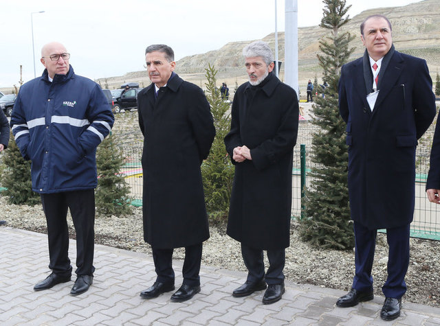 Ankara Valisi Ercan Topaca ve Ankara Büyükşehir Belediye Başkanı Mustafa Tuna da törende hazır bulundu. 