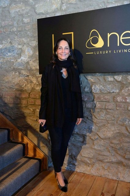 YELDA SÜREN ELMAS
