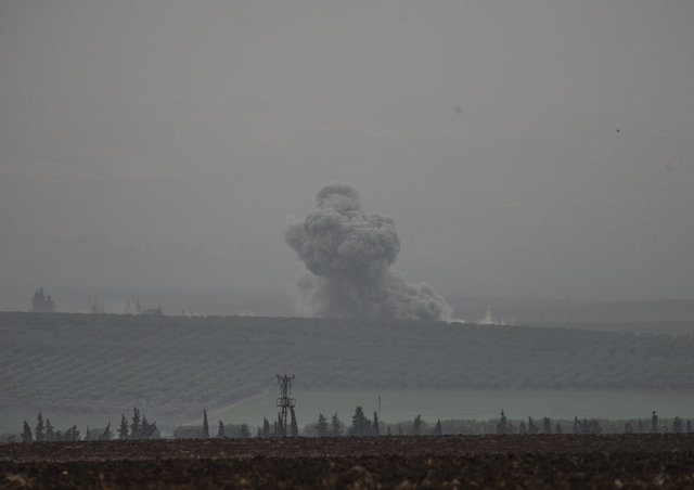 Hatay'ın Reyhanlı, Kırıkhan ve Hassa ilçeleri karşısındaki terör mevzileri, Türk Silahlı Kuvvetleri (TSK) topçu birliklerince ateş altına alındı. 