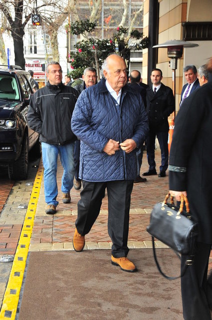 HALİS KOMİLİ