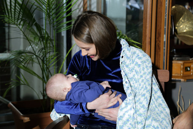 Yuvamdaki Düşman 1. Bölüm Fotoğrafları