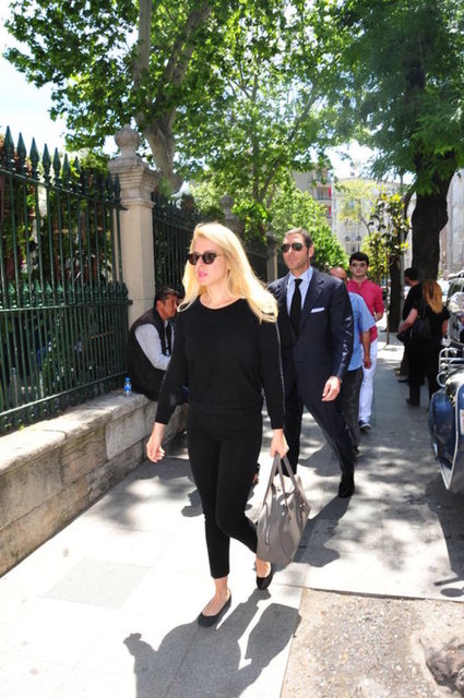 ESRA DİNÇKÖK
