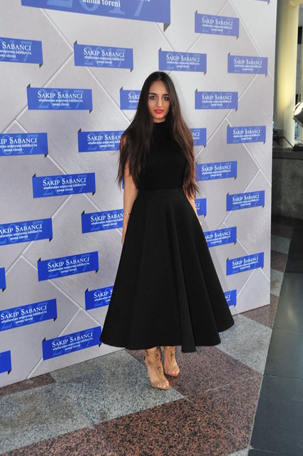 MELİSA TAPAN