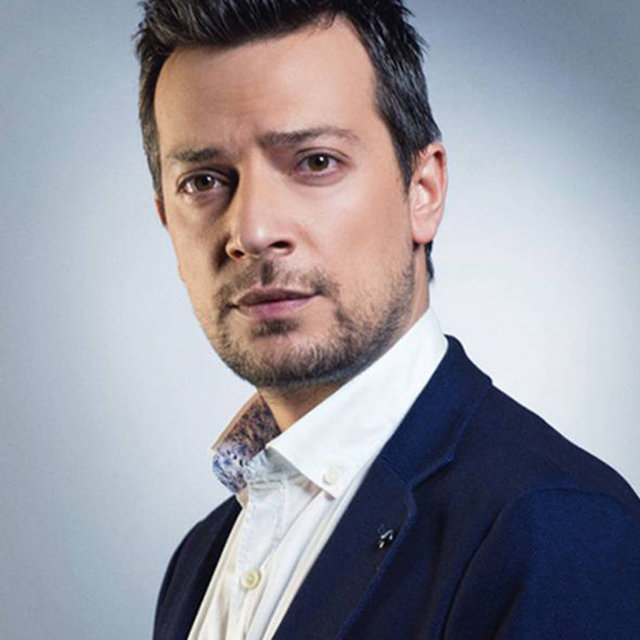 KEMAL (ÇAĞDAŞ ONUR ÖZTÜRK) - Ceren'in biricik aşkı, Tülin'in eşidir. Yakışıklı, başaralı bir mimardır, sosyetenin tanıdık isimlerindendir. Tülin' e ilk görüşte aşık olmuştur, ama onu hastalığı sürecinde yıpranmıştır.  Ceren'in hayatlarına girmesiyle her şey tersine döner, Ceren'e aşık olur. Kanser olan karısını bırakıp Ceren ile bir hayat kurar, ama geleceğin ona neler getireceğinden habersizdir.  - Çağdaş Onur Öztürk Kimdir? - 1979 yılında Sivas'ta doğan Çağdaş Onur Öztürk Anadolu Üniversitesi Devlet Konservatuarı Sahne Sanatları Bölümü'nden mezun olmuştur. Öztürk 2008 yılında Gazi dizisi ile oyunculuğa başlamıştır. Daha sonra 2009 yılında Sakarya Fırat dizisinde, 2011 yılında Kuzey Güney dizisinde yer alan Öztürk, 2014 yılında Tut Sözünü ve Kendime İyi Bak sinema filmlerinde oynadı. 2015 yılında Yaz'ın Öyküsü dizisinde başrol oynayan Çağdaş Onur Öztürk, 2016 yılında Diriliş Ertuğrul dizisinde yer almıştır.