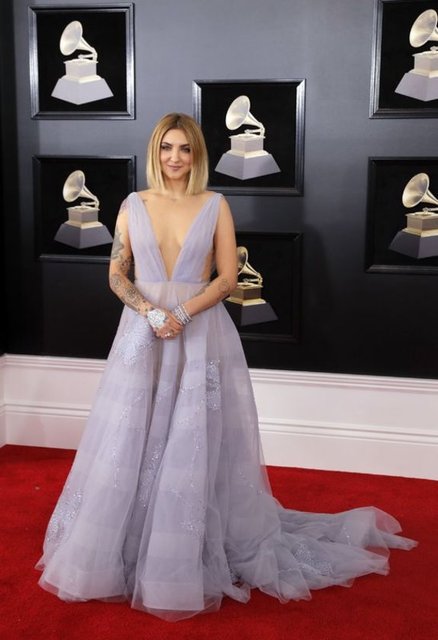 JULIA MICHAELS