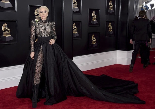 LADY GAGA
