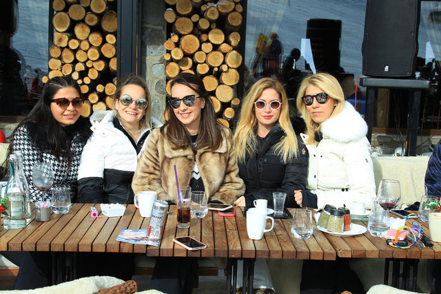 HİLAL TEPE, NAZLI ADIGÜZEL, ÖZLE ÖZER, YASEMİN KAYA, PINAR TALAY