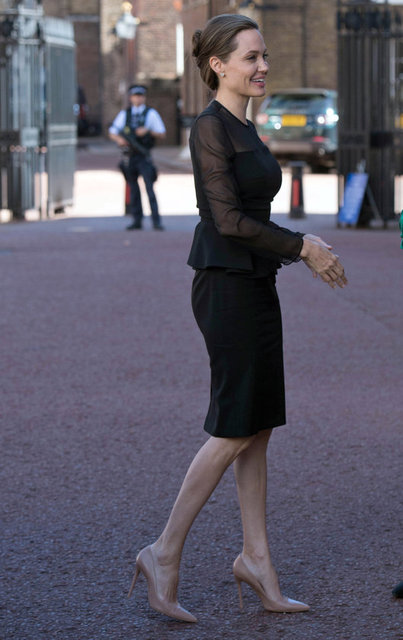 ANGELINA JOLIE