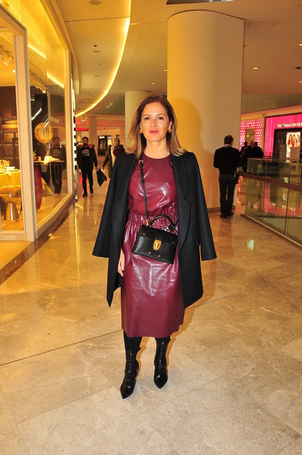 SUZAN TOPLUSOY
