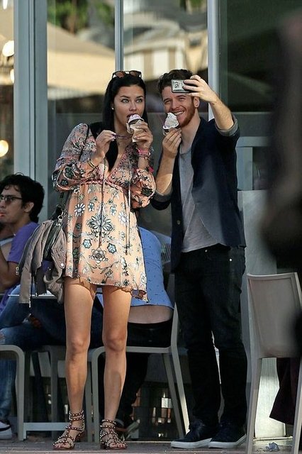 ADRIANA LIMA - METİN HARA
